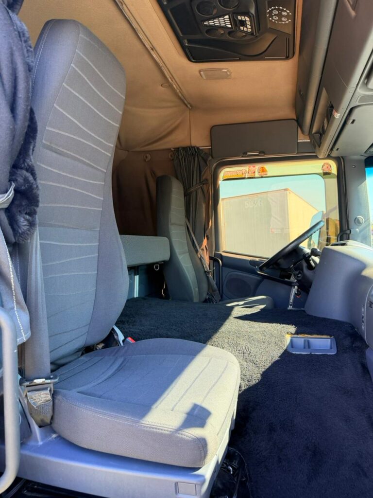 WhatsApp Image 2026-03-09 at 15.04.32 (4)